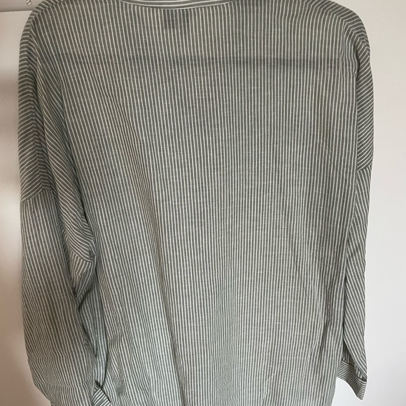 VERO MODA oversized shirt dress, size M green and white striped - Picture 2 of 3